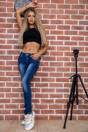 Джинсы женские 167R601 цвет Темно-синий 1