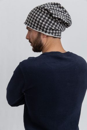 Шапка мужская 126R021 цвет Черно-серый 1