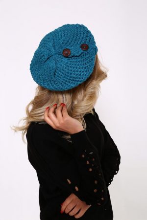 Шапка женская 126R010 цвет Изумрудный 2